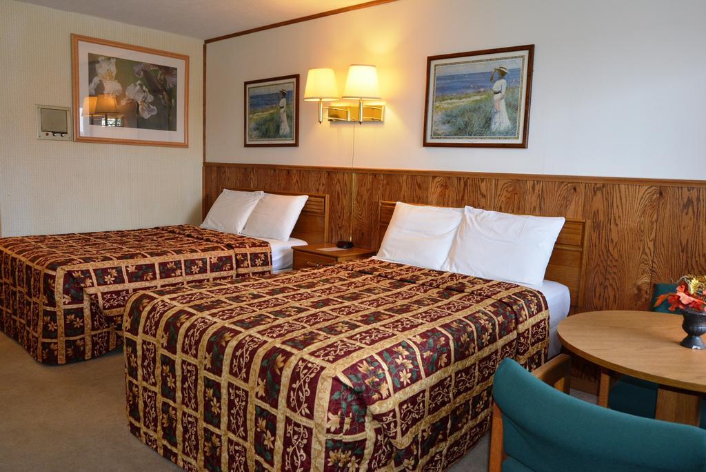 Viking Motel Lindsborg ห้อง รูปภาพ