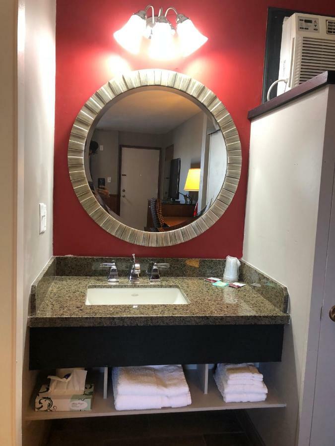 Viking Motel Lindsborg ภายนอก รูปภาพ