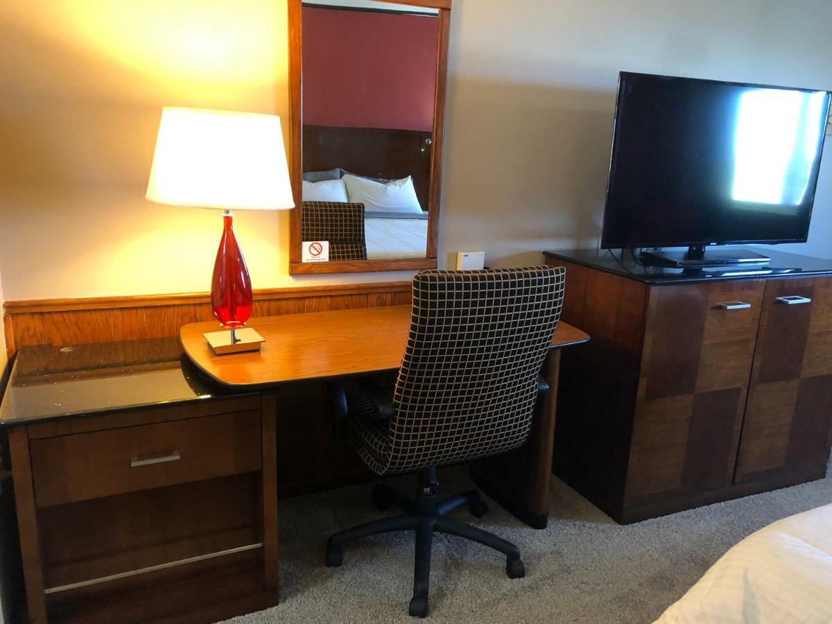 Viking Motel Lindsborg ภายนอก รูปภาพ
