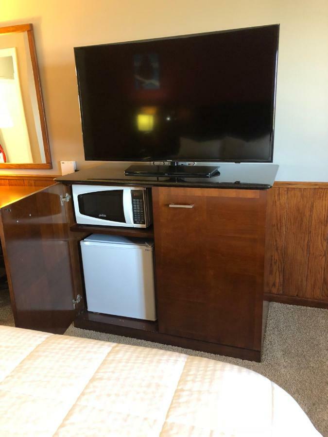 Viking Motel Lindsborg ภายนอก รูปภาพ
